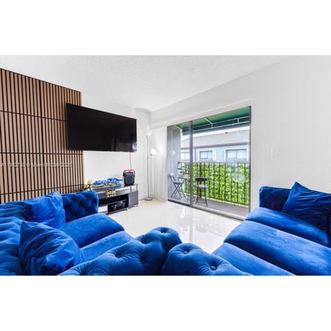 7419 SW 152nd Ave, Miami, FL 33193 - photo 4