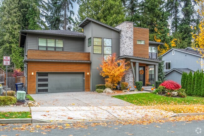 You can find stunning new constructions throughout the Bothell West neighborhood.