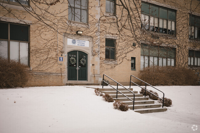 Christian Central Academy in Williamsville has a student teacher ratio of 6 to 1.