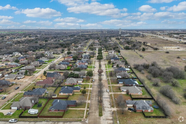 Red Oak, TX offers residents a quiet oasis near the city.