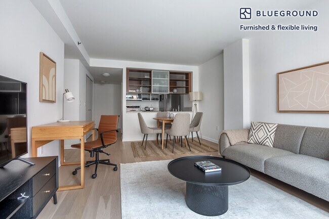 535 W 23rd St unit FL14-ID1281, New York, NY 10011 - photo 3