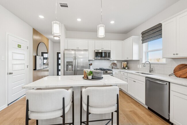 1606 River Scene Trail, Dayton, TX 77406 - photo 7