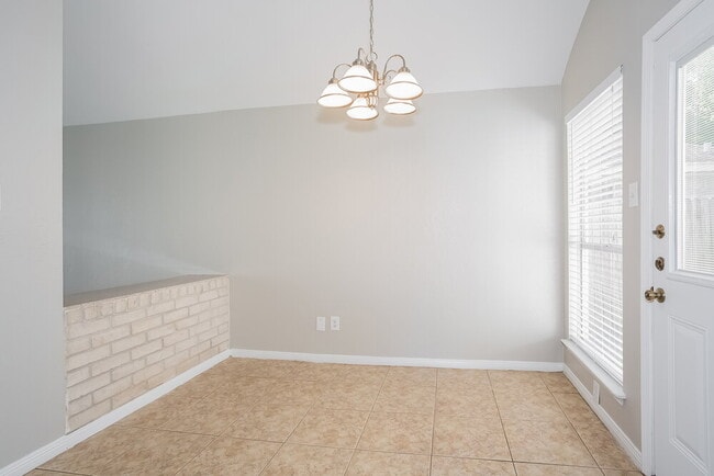 19523 Lake Hollow Ln, Houston, TX 77084 - photo 6