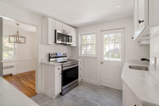 27 Payne Rd, Newton, MA 02461 - photo 7