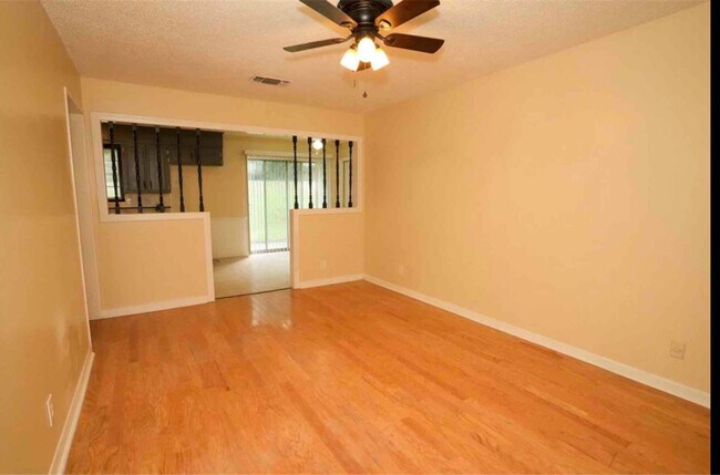 6514 Lago Cir, Shreveport, LA 71119 - photo 4