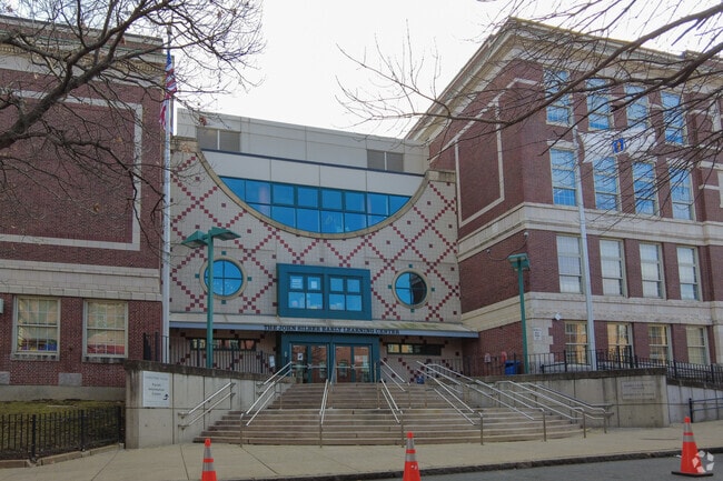 John Silber Early Learning Center in Chelsea serves students in grades K through 1.