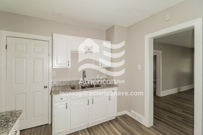 521 Dale Ave, Mishawaka, IN 46544 - photo 7