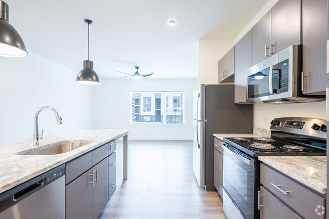 1BR, 1BA - Kitchen