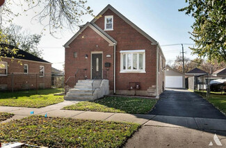 4912 S Lamon Ave, Chicago, IL 60638