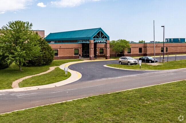Glenwood Ridge Elementary School Main Entrance