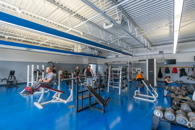 The YMCA in Brazil has a full weight room and cardio room available to residents.