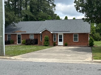 4340 W Horne Ave, Farmville, NC 27828