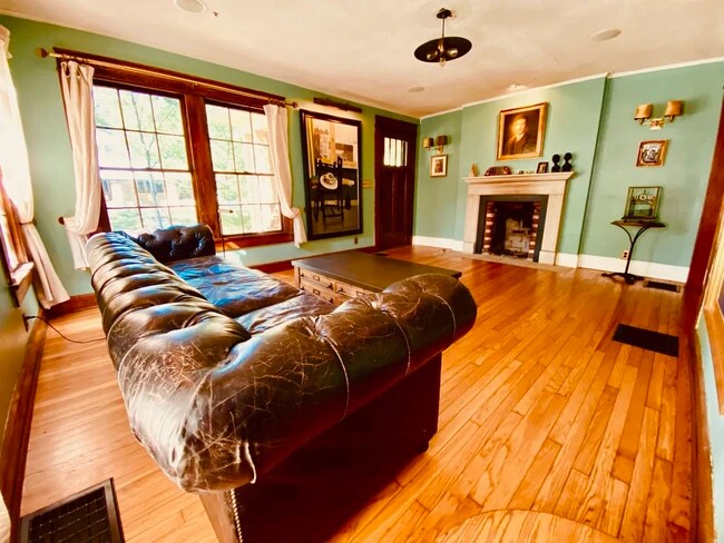 620 E 1st St, Bloomington, IN 47401 - photo 6