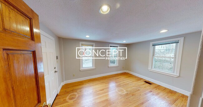 429 Franklin St unit 1B, Cambridge, MA 02139 - photo 4