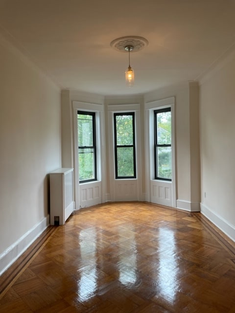 578 Bay Ridge Pkwy, Brooklyn, NY 11209 - photo 4