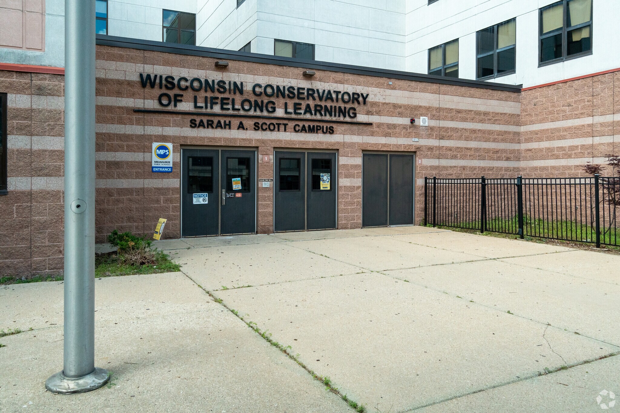 8110 W Green Tree Rd, Milwaukee, WI 53223