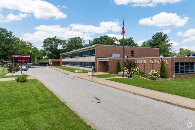 The student population of Hebron Elementary School is 725 and the school serves PK-5.