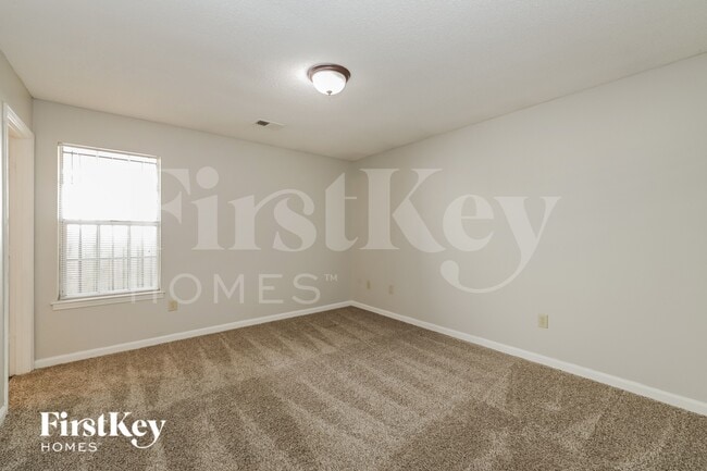 2852 Beverly Hill St, Memphis, TN 38128 - photo 7