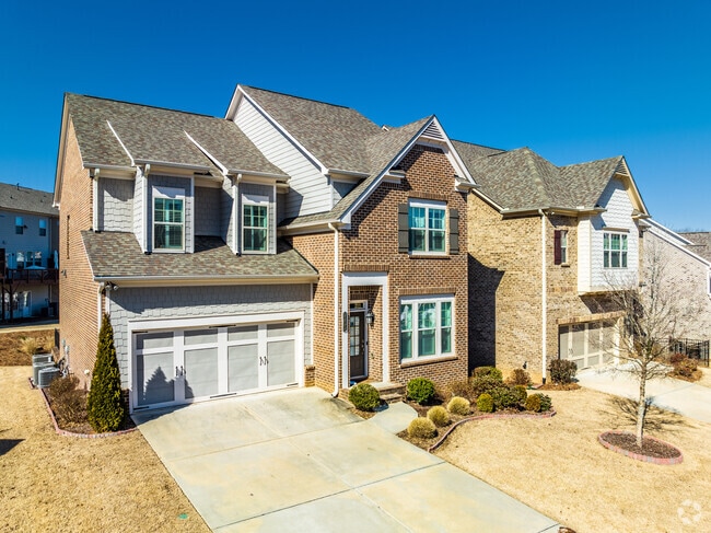 Newly constructed townhomes of The Collection of Perimeter Park