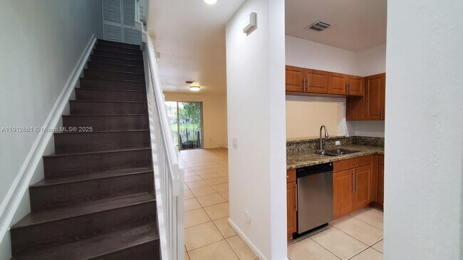 8222 SW 27th St, Miramar, FL 33025 - photo 7