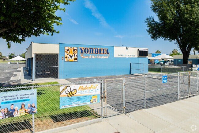 Yorbita Elementary School is a top choice for students in the Woodside area.