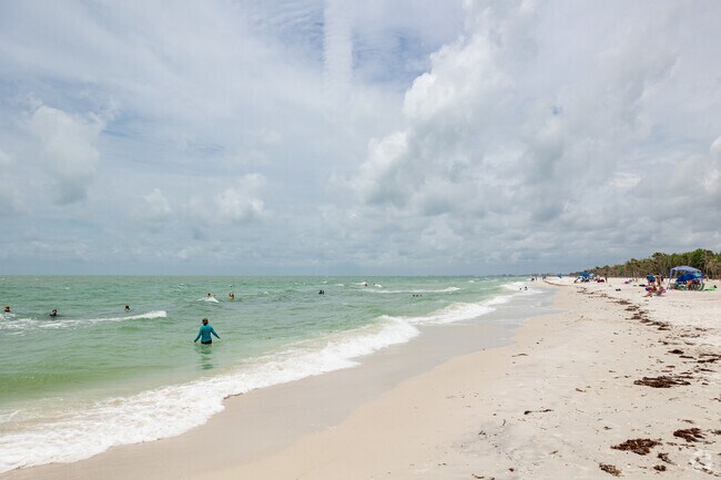 The white sands of Delnor-Wiggins beach are just a short drive from Camden Lakes.