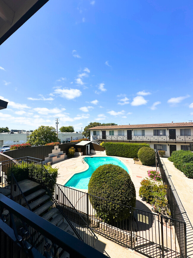 716 N G St, Lompoc, CA 93436