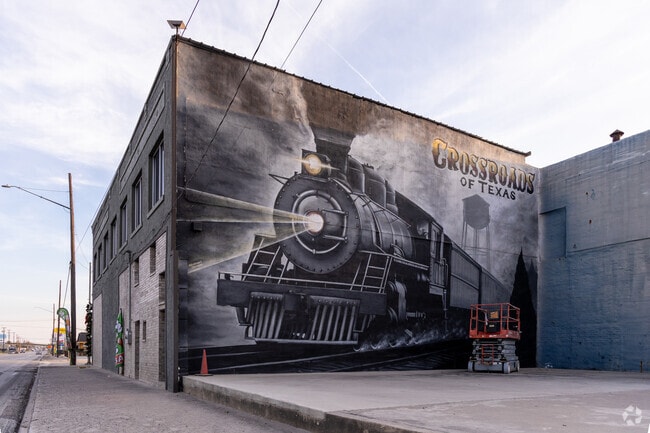 Crossroads of Texas mural adds color and art to downtown Hearne.