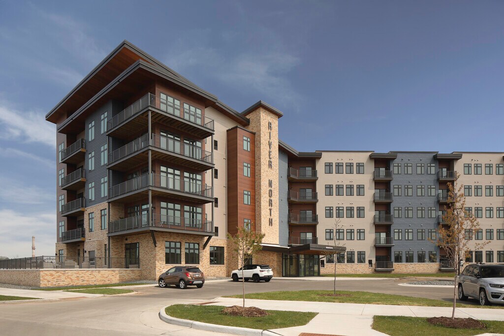 River North Apartments 1000 River Point Dr, Manitowoc, WI