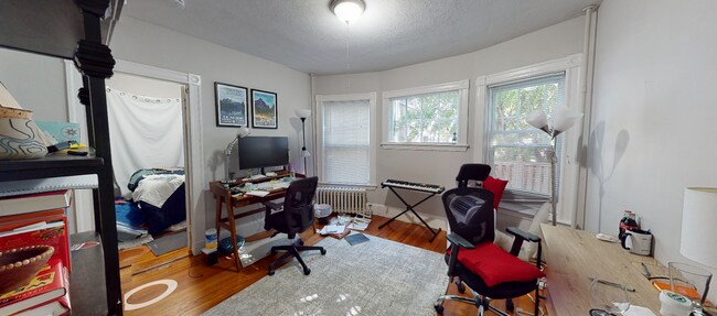 11 Eustis St unit 3, Cambridge, MA 02140 - photo 4