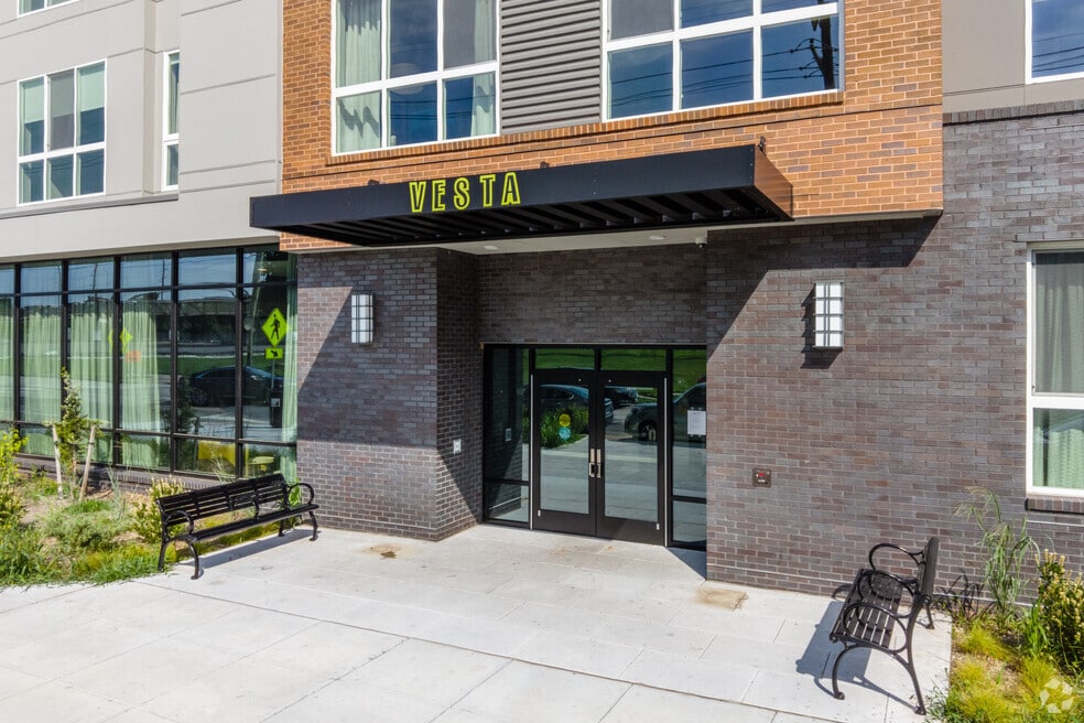 Vesta Parkside Apartments, Washington, DC 20019 - photo 1