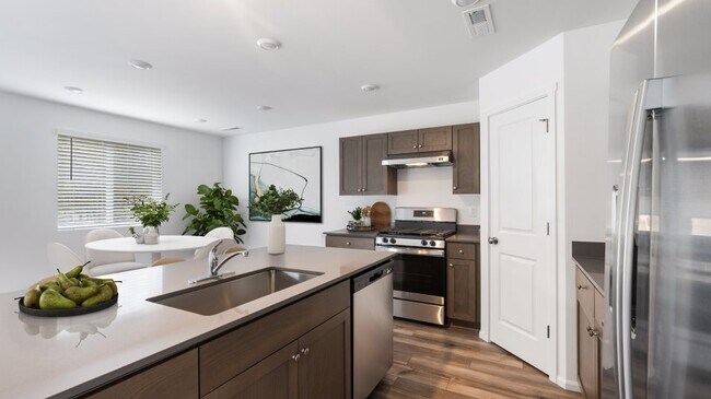 16613 Blue Pine St unit 36040657, La Pine, OR 97739 - photo 5