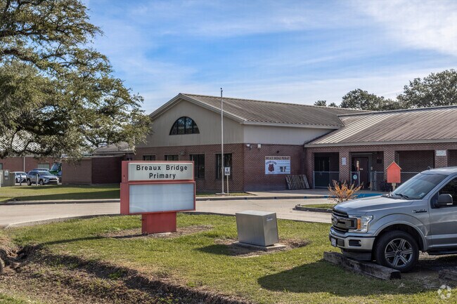 Breaux Bridge Primary in Breaux Bridge ensures rigorous and engaging learning opportunities.