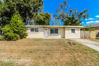 9547 Starkey Rd, Seminole, FL 33777