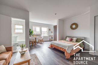 1555 W Hollywood Ave Unit 302, Chicago, IL 60660