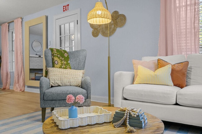 522 31st St W unit ID1332405P, Bradenton, FL 34205 - photo 2