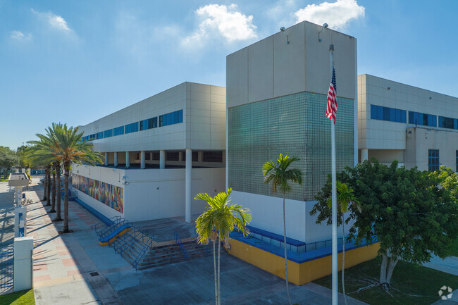 Miami Northwestern Senior High School, Rankings & Reviews - Homes.com