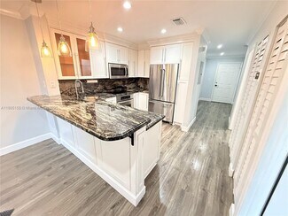 8851 NW 119th St Unit 4308, Hialeah, FL 33018