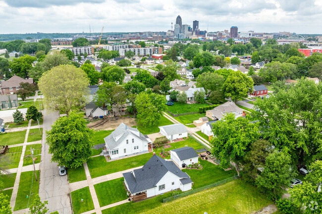 Residents of McKinley School enjoy living in an established neighborhood minutes from downtown.