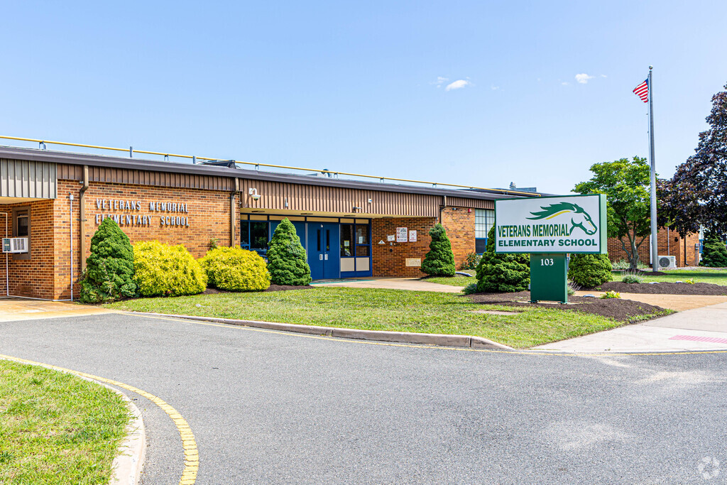 Veterans Memorial Elementary School