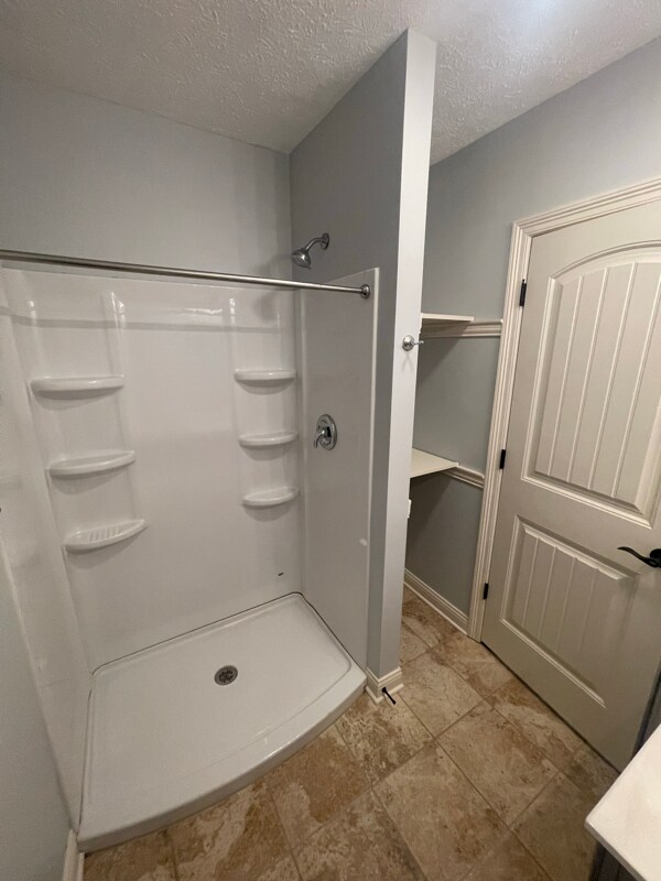 4133 S Dixie Dr unit 2, Moraine, OH 45439 - photo 6