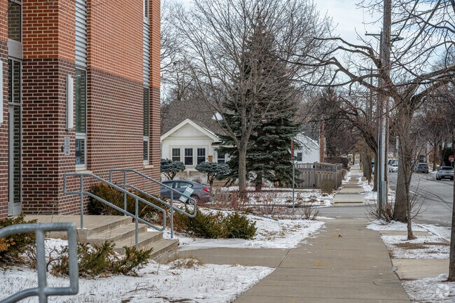Hiawatha College Prep - Northrop has a 9 to 1 student-teacher ratio, according to Niche.