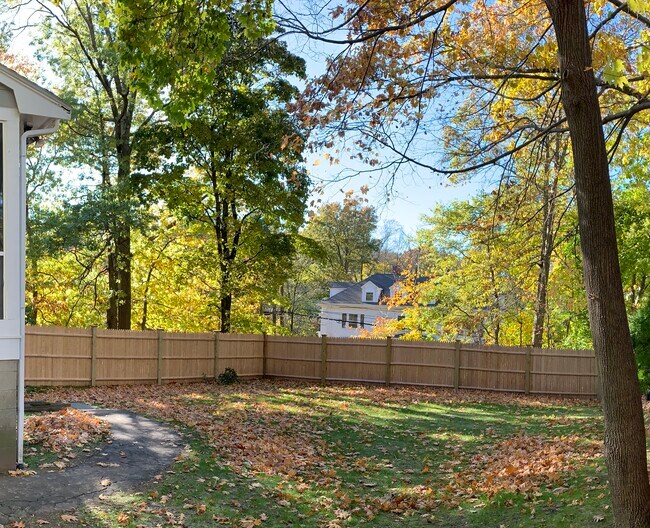 299 Mill St, Newtonville, MA 02460 - photo 3