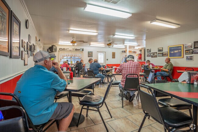 Residents enjoy lunchtime at Carlas Snak Shak, located in the heart of Highlands, Texas.