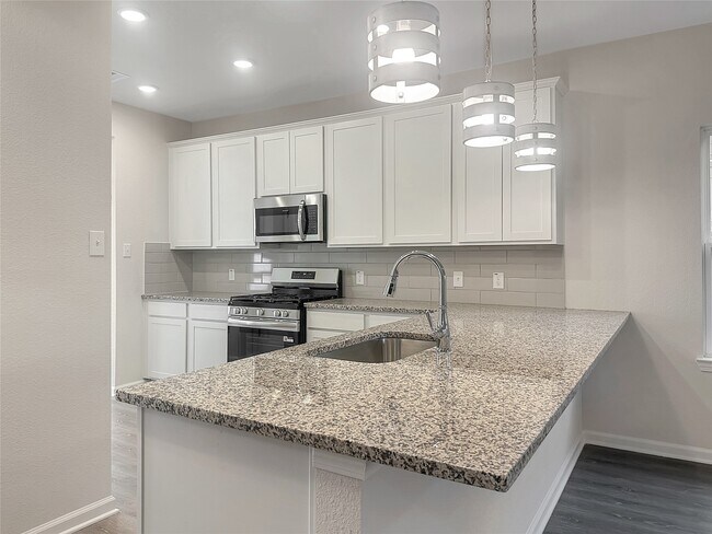 8038 Wandering Glider Dr, Fulshear, TX 77441 - photo 6