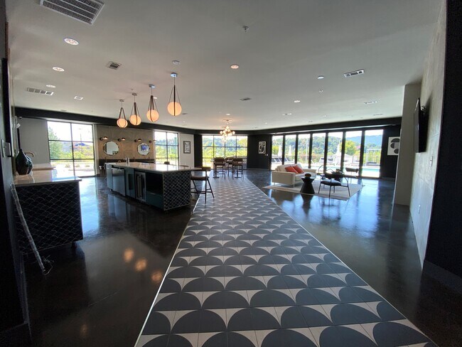 Riverwalk at Cameron Harbor, Chattanooga, TN 37402 - photo 2