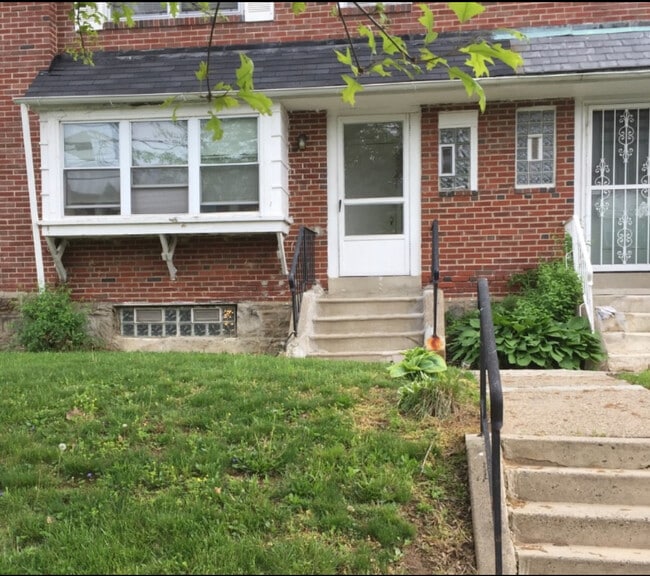 1338 E Mount Pleasant Ave unit 1, Philadelphia, PA 19150 - photo 2