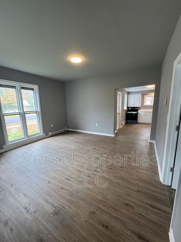 17-19-19 Ave a, Cambridge, NY 12816 - photo 4