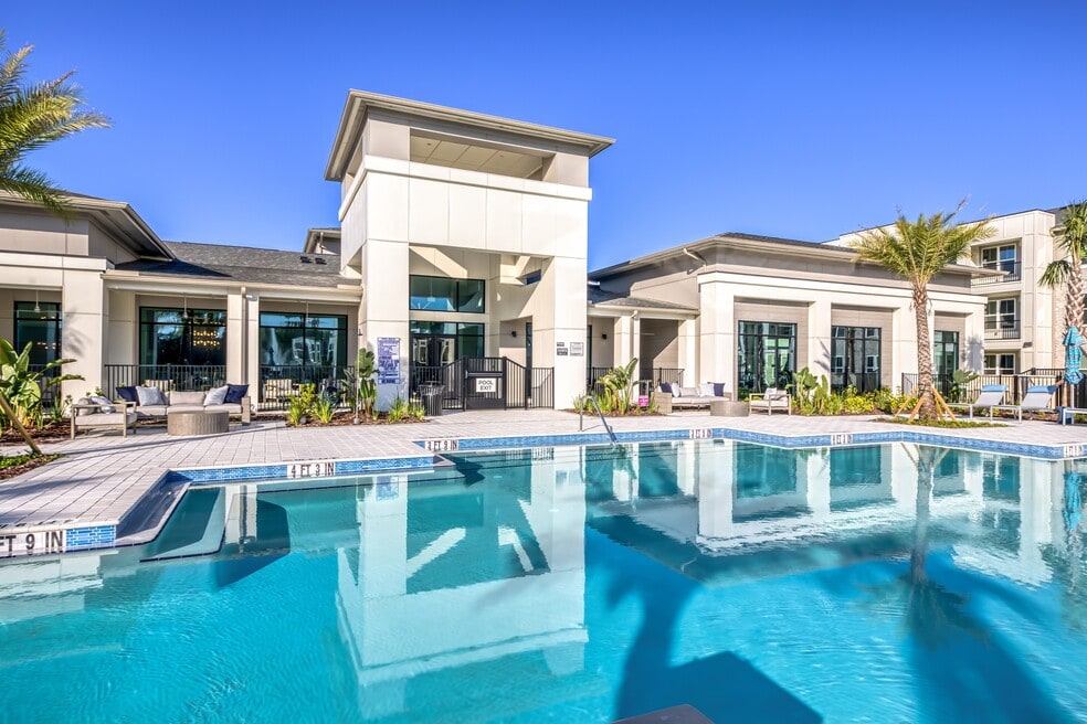 The Pointe at Davis Creek
