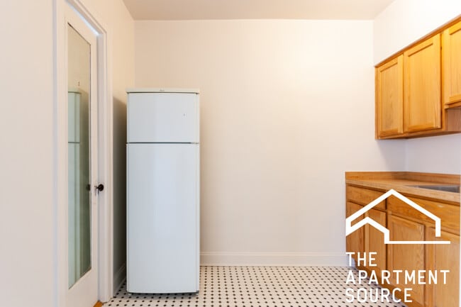 4531 N Ashland Ave unit 205, Chicago, IL 60640 - photo 3